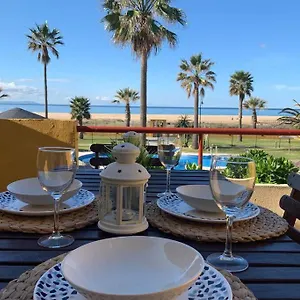 https://beach-front-atico-wifi.es-andalucia.com